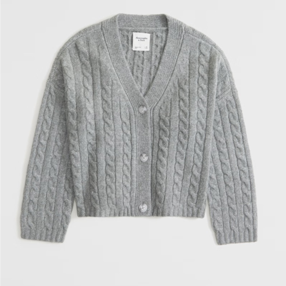 Abercrombie cable short cardigan